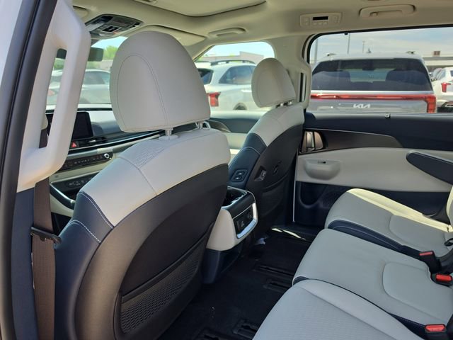 New 2026 Kia Carnival SX Prestige FWD image 9