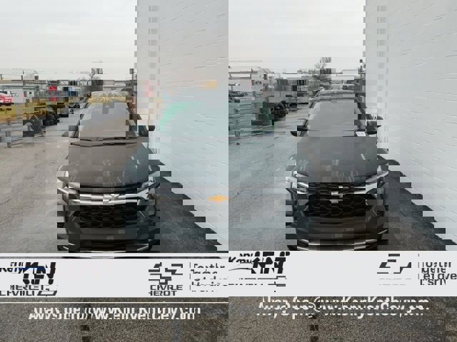 Used 2025 Chevrolet Trax LT image 5