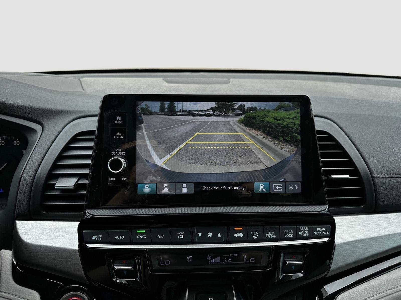Certified 2026 Honda Odyssey Touring image 15