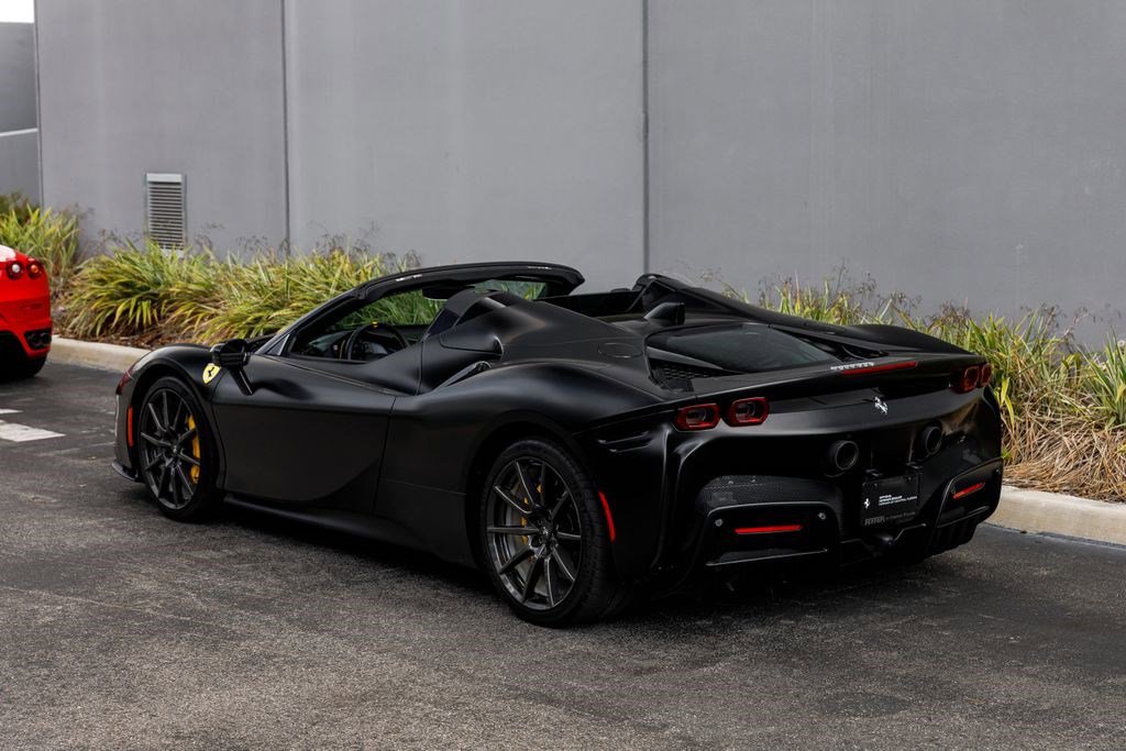 Used 2022 Ferrari SF90 Spider AWD/4WD image 3