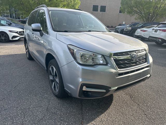 Used 2018 Subaru Forester 2.5i Premium w/ All-Weather Package image 3