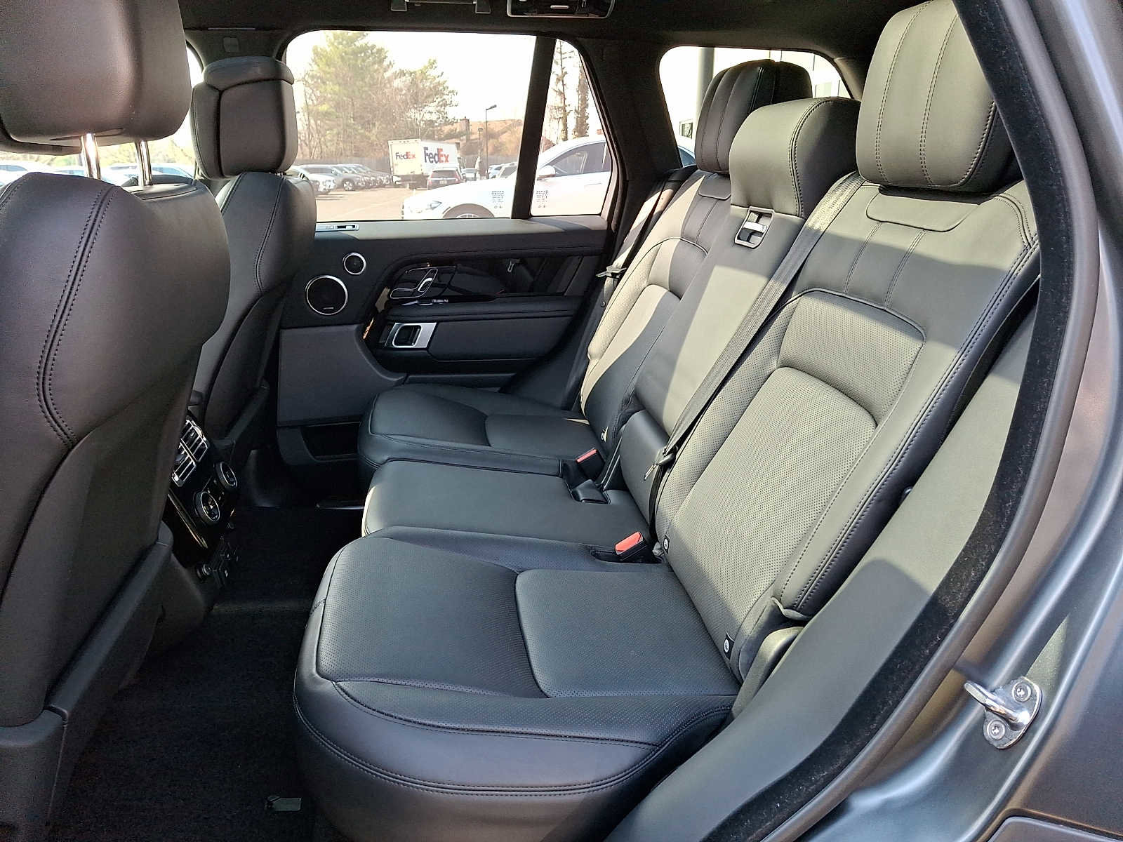 Used 2021 Land Rover Range Rover Westminster Edition image 8