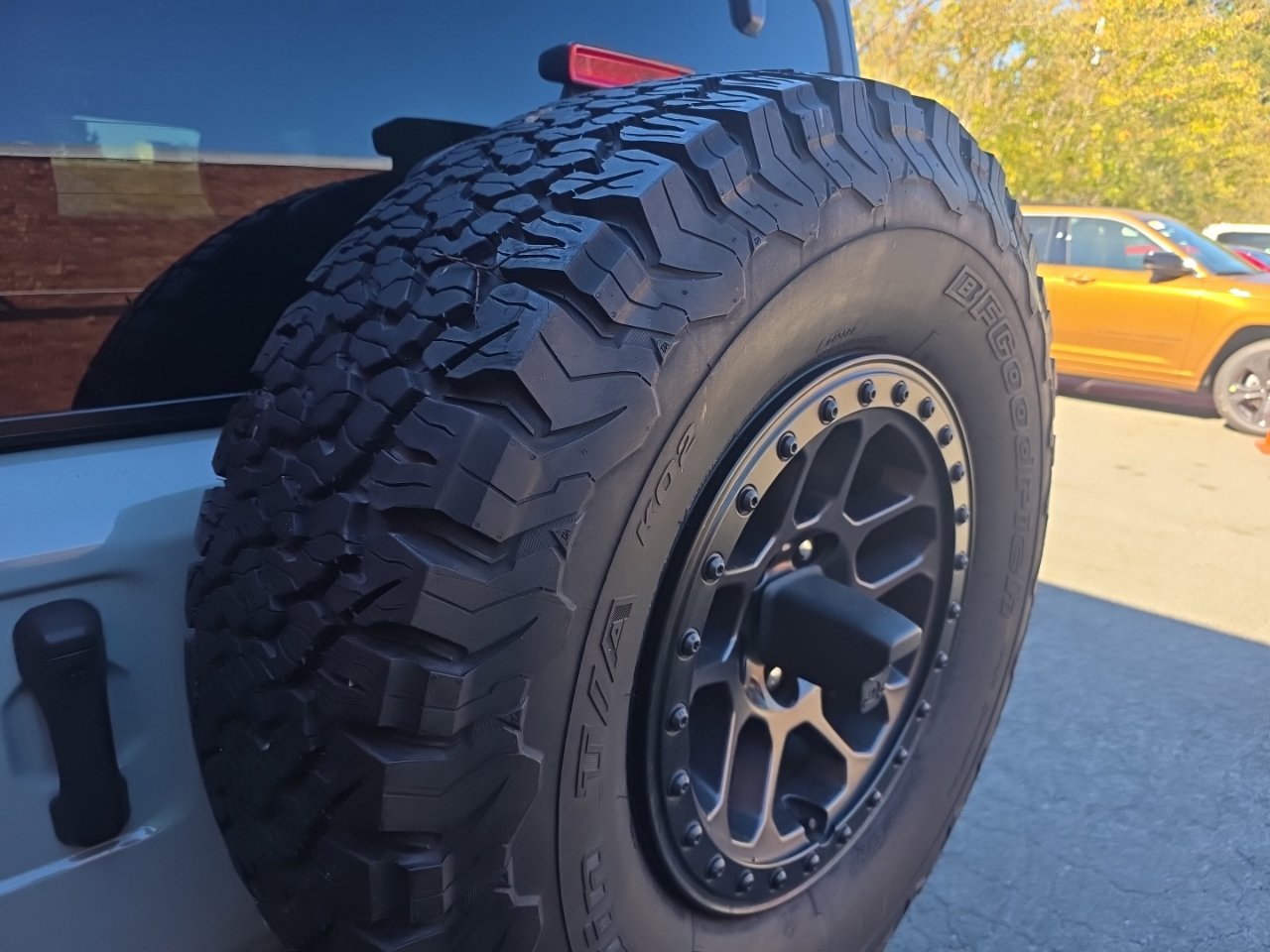 Used 2023 Jeep Wrangler Unlimited Sport AWD/4WD image 19
