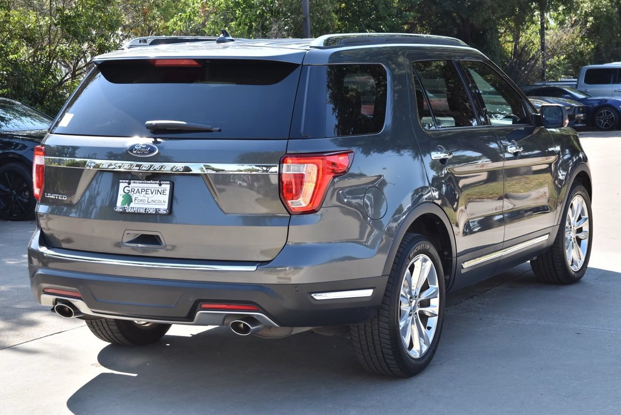 Used 2018 Ford Explorer Limited FWD image 8