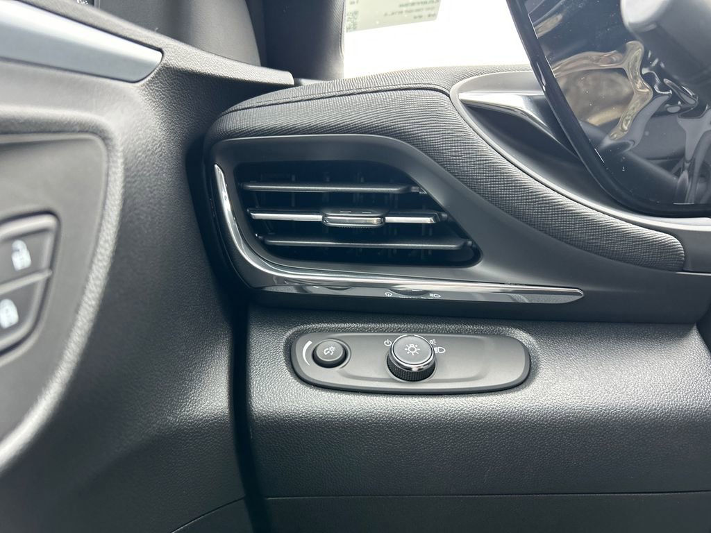 New 2026 Buick Envista Preferred FWD image 19