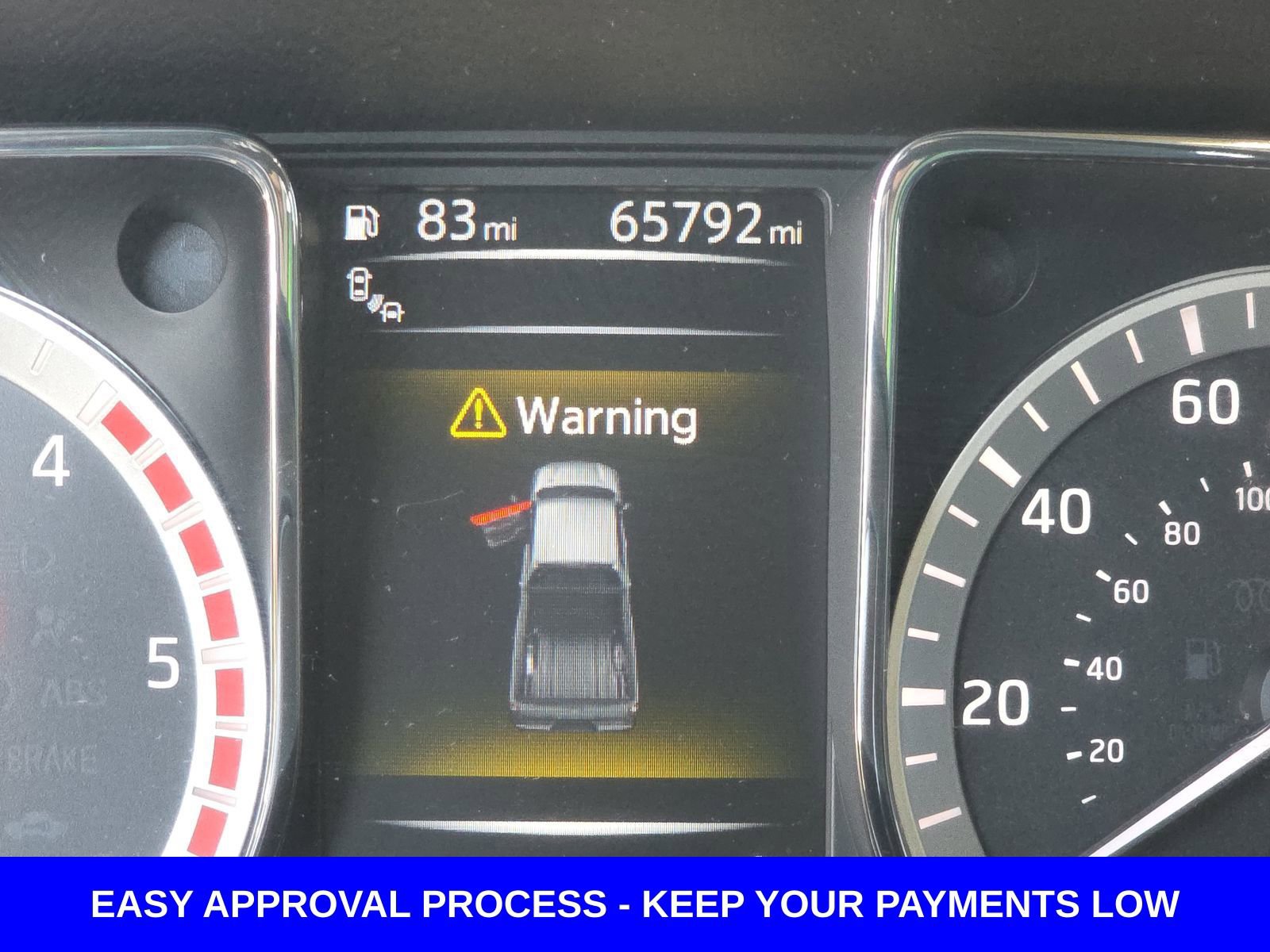 Used 2016 Nissan Titan SL image 14