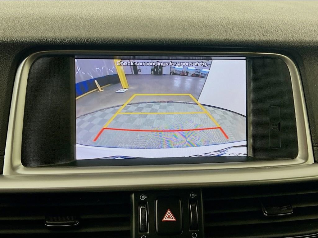 Used 2020 Kia Optima SX image 14