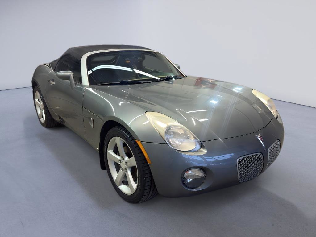 Used 2006 Pontiac Solstice Convertible w/ Premium Package