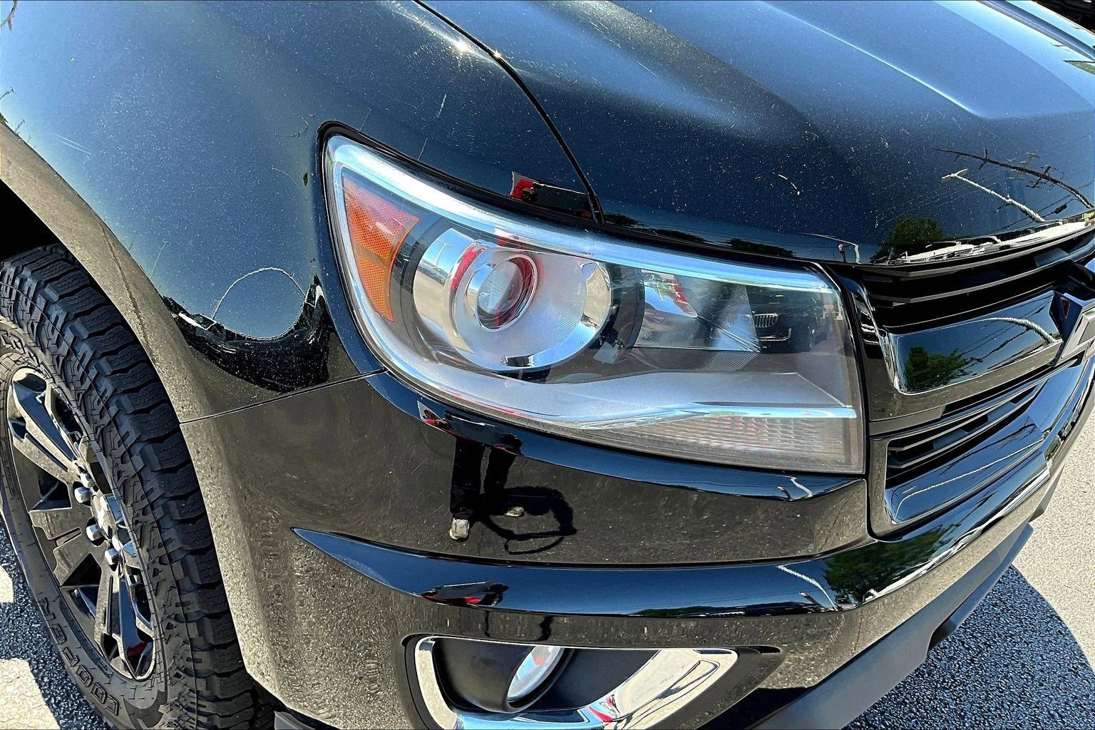 Used 2019 Chevrolet Colorado Z71 w/ Z71 Midnight Edition AWD/4WD image 32