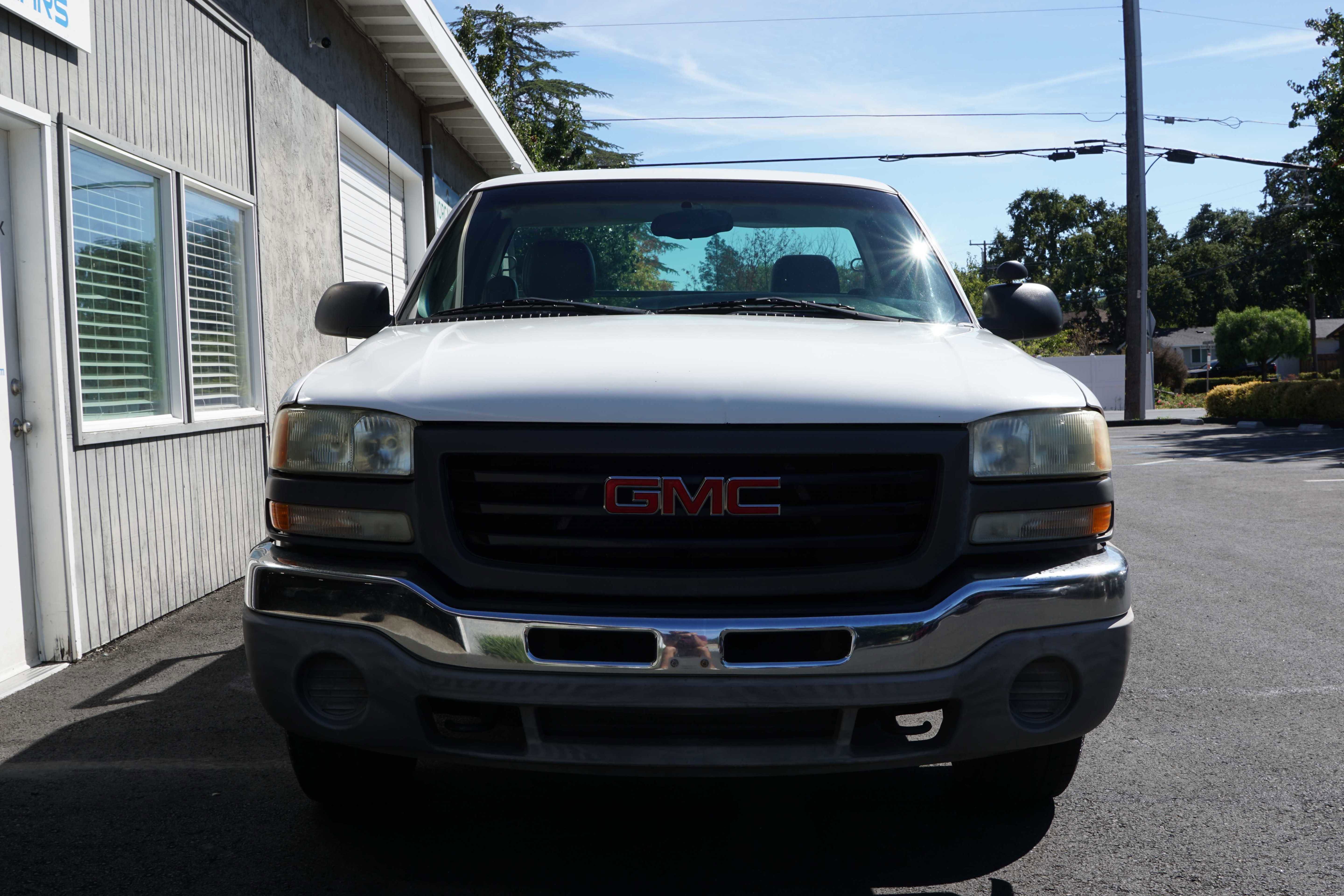 Used 2003 GMC Sierra 1500 W/T image 6