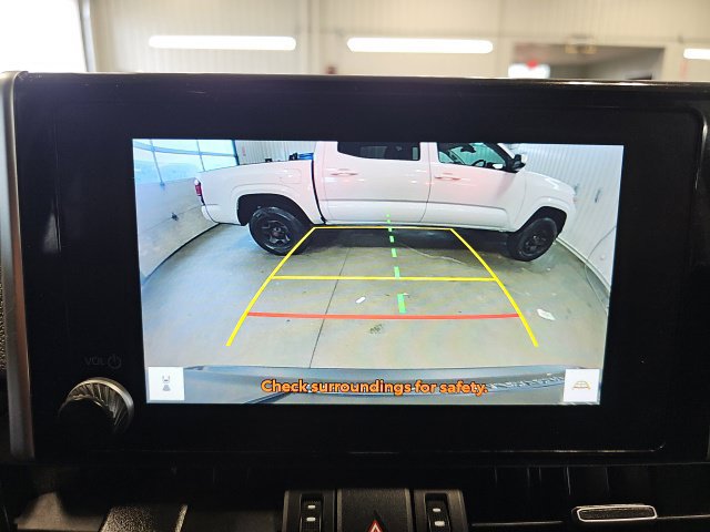 Used 2023 Toyota RAV4 XLE Premium AWD/4WD image 28