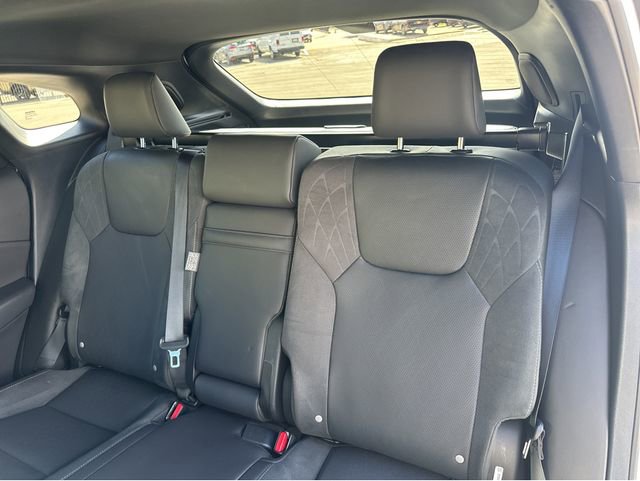 Certified 2025 Lexus RX 350 w/ Convenience Package image 18