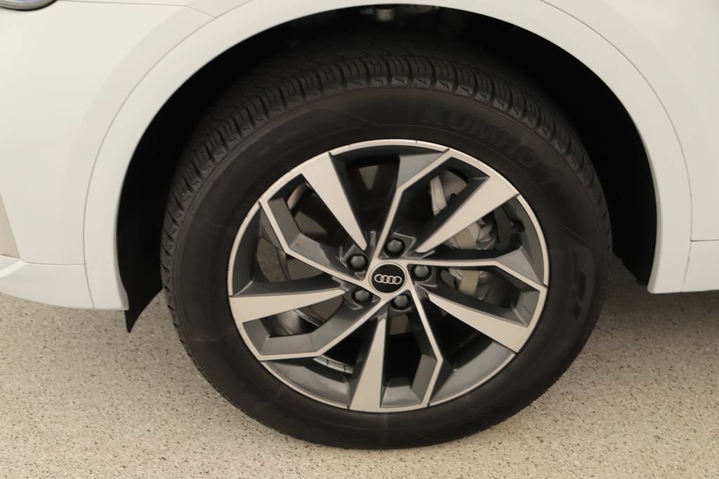 Certified 2023 Audi Q5 2.0T Premium Plus w/ Premium Plus Package AWD/4WD image 37