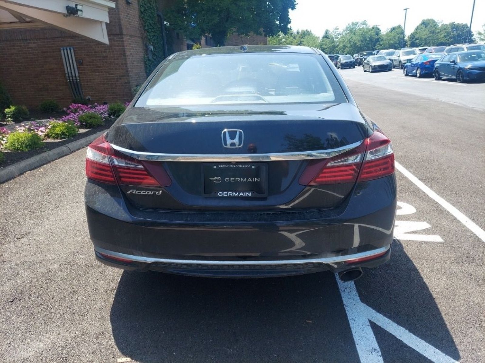 Used 2016 Honda Accord EX image 7