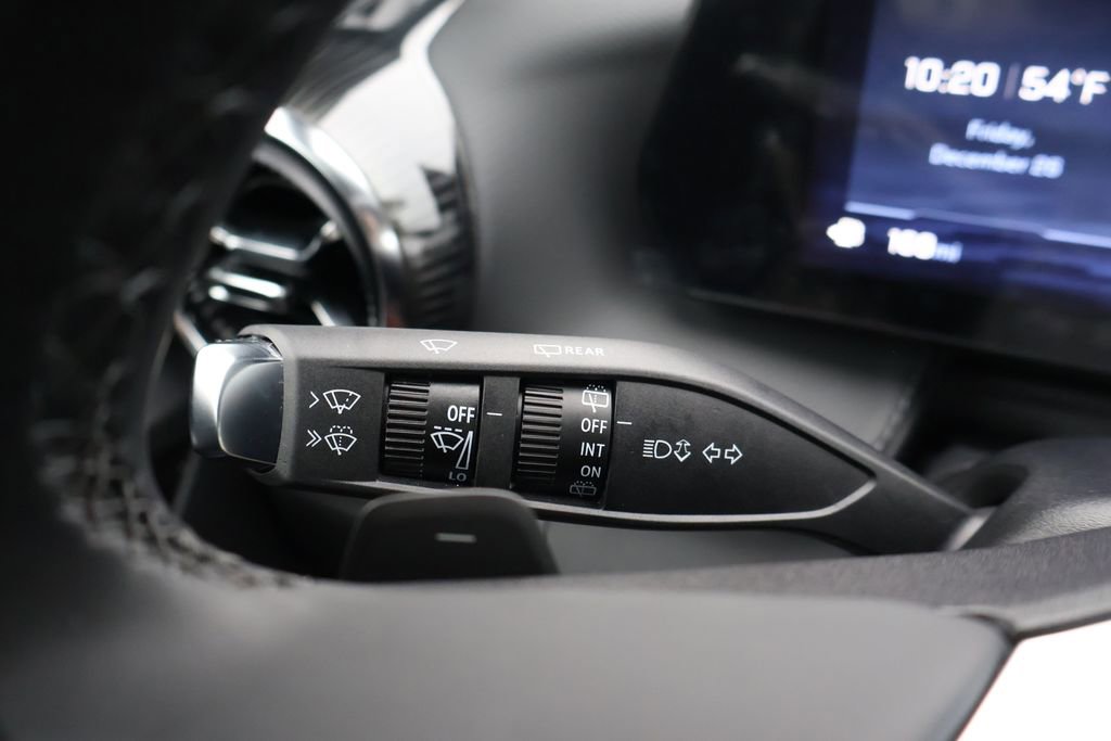 New 2026 Chevrolet Equinox LT w/ Convenience Package II image 24