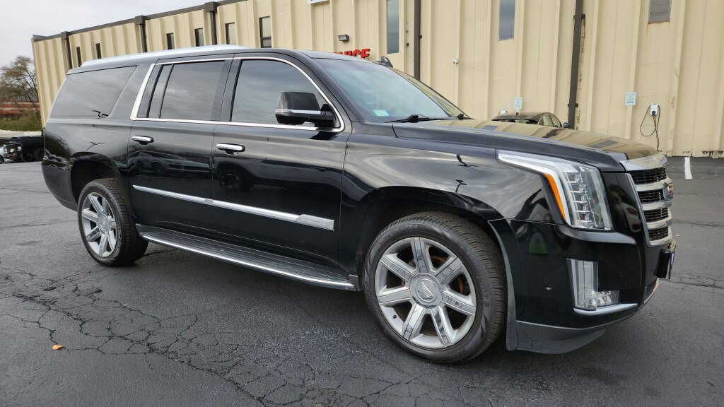 Used 2018 Cadillac Escalade ESV Luxury