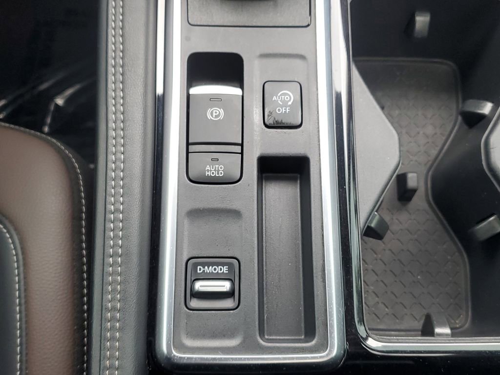 Used 2023 Nissan Pathfinder Platinum w/ Cargo Package image 35