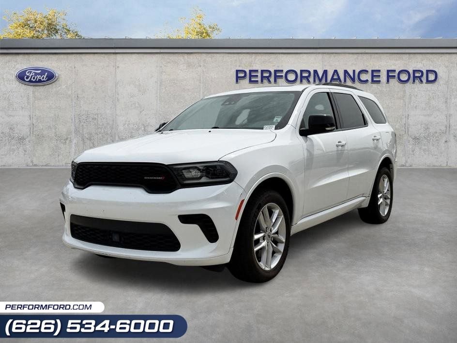Used 2024 Dodge Durango GT image 1