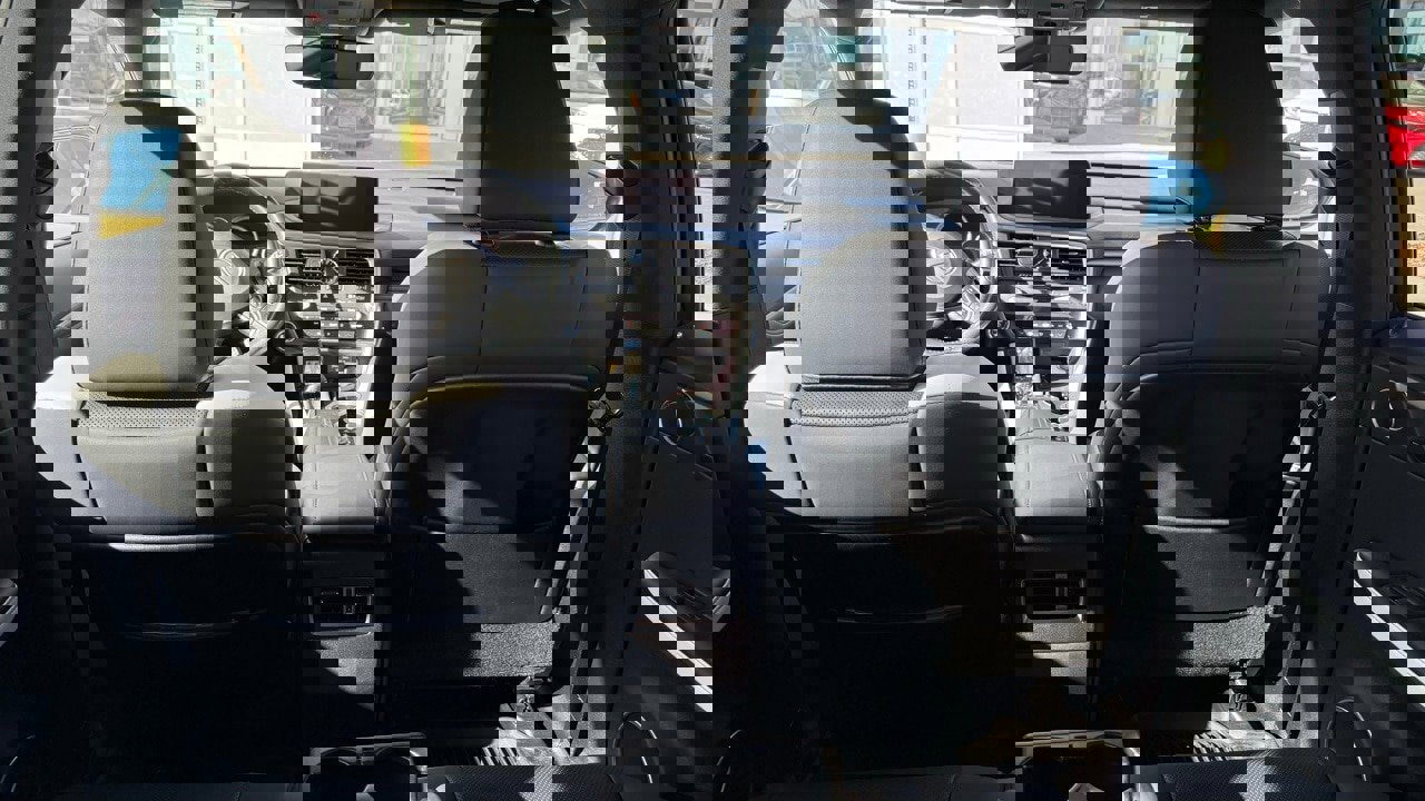 Used 2021 Lexus RX 450h F Sport w/ Special Edition image 10