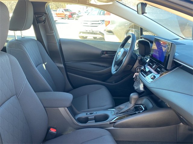 Used 2025 Toyota Corolla LE image 11