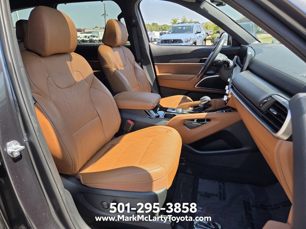 Used 2024 Kia Telluride EX X-Line AWD/4WD image 16