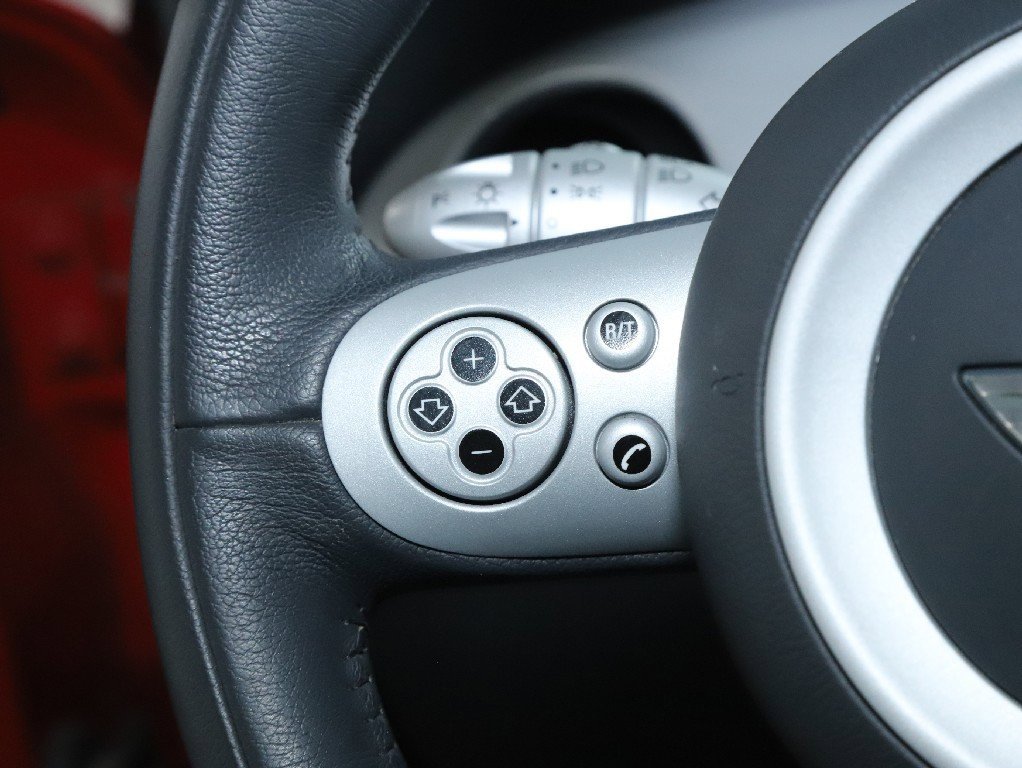 Used 2006 MINI Cooper Hardtop image 26