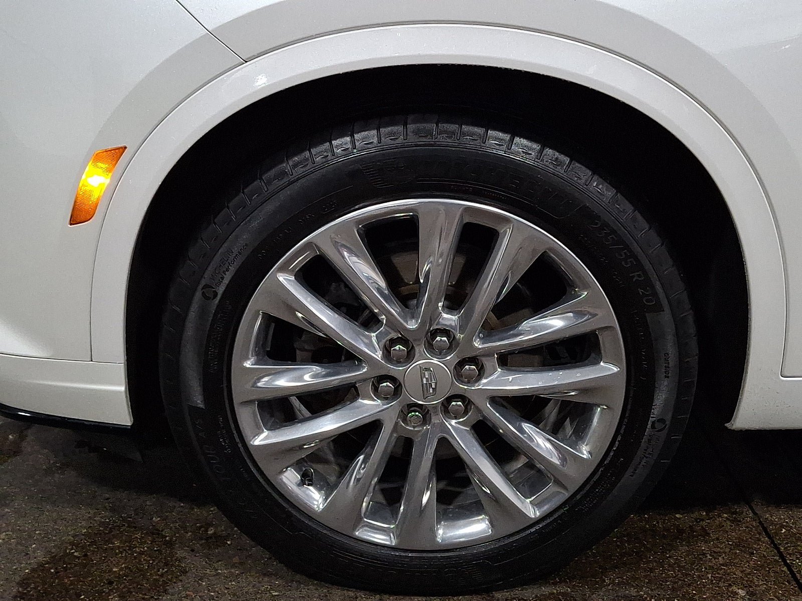 Certified 2023 Cadillac XT6 Premium Luxury AWD/4WD image 10