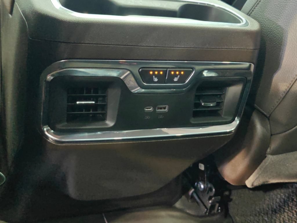 Used 2023 GMC Sierra 1500 Denali w/ Denali Reserve Package AWD/4WD image 41