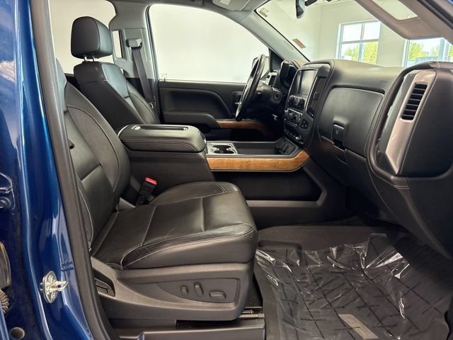 Used 2017 Chevrolet Silverado 1500 LTZ w/ Sport Package AWD/4WD image 29