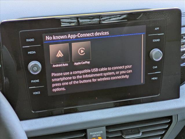 New 2025 Volkswagen Jetta SE FWD image 13