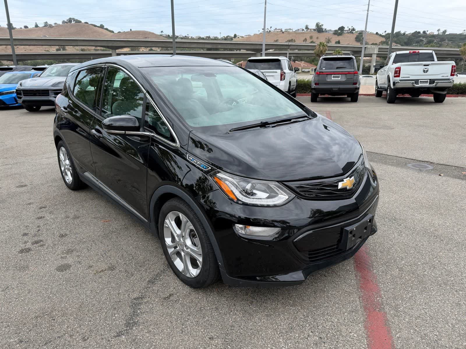 Used 2020 Chevrolet Bolt LT FWD image 3