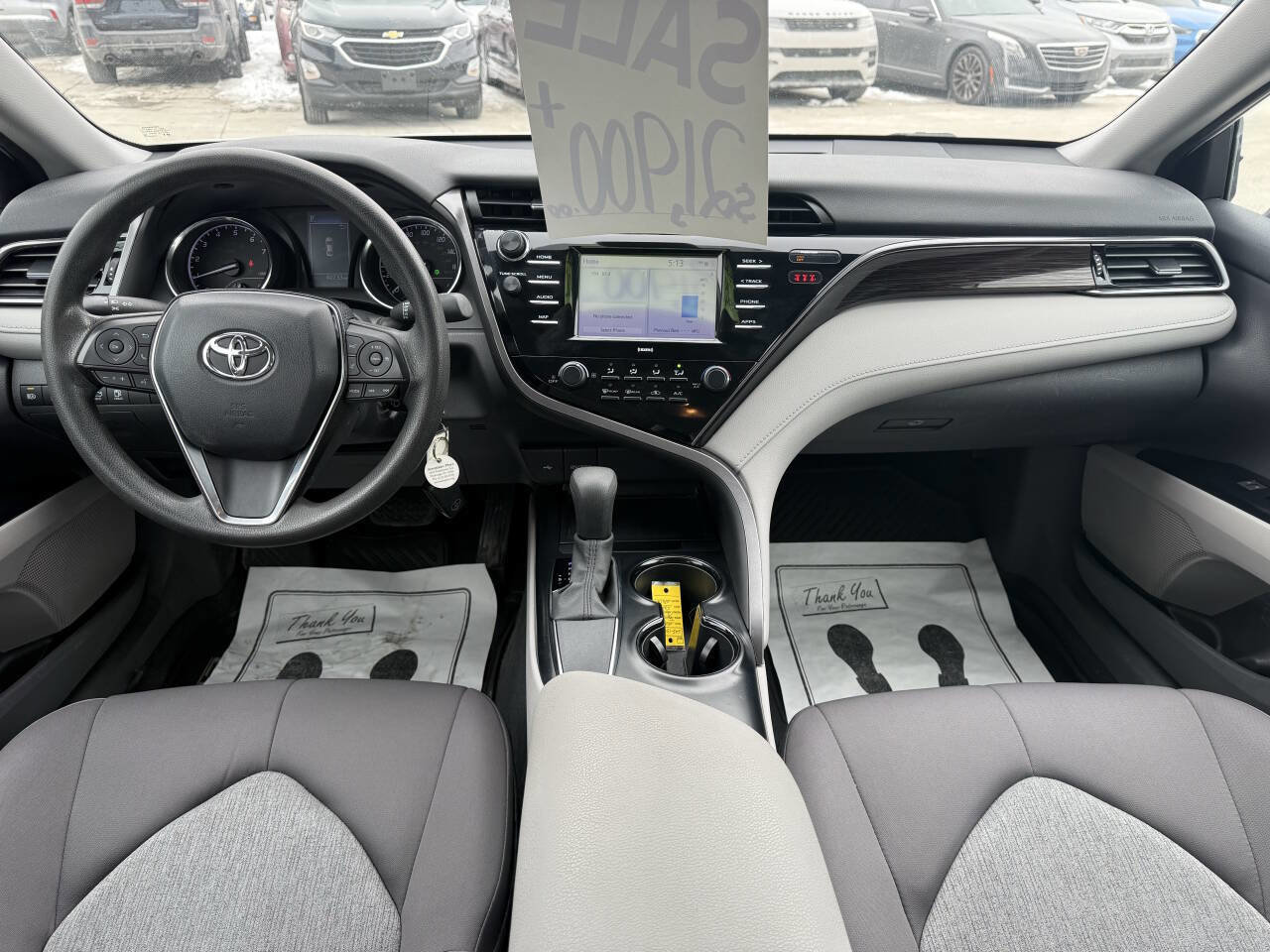 Used 2020 Toyota Camry LE image 15