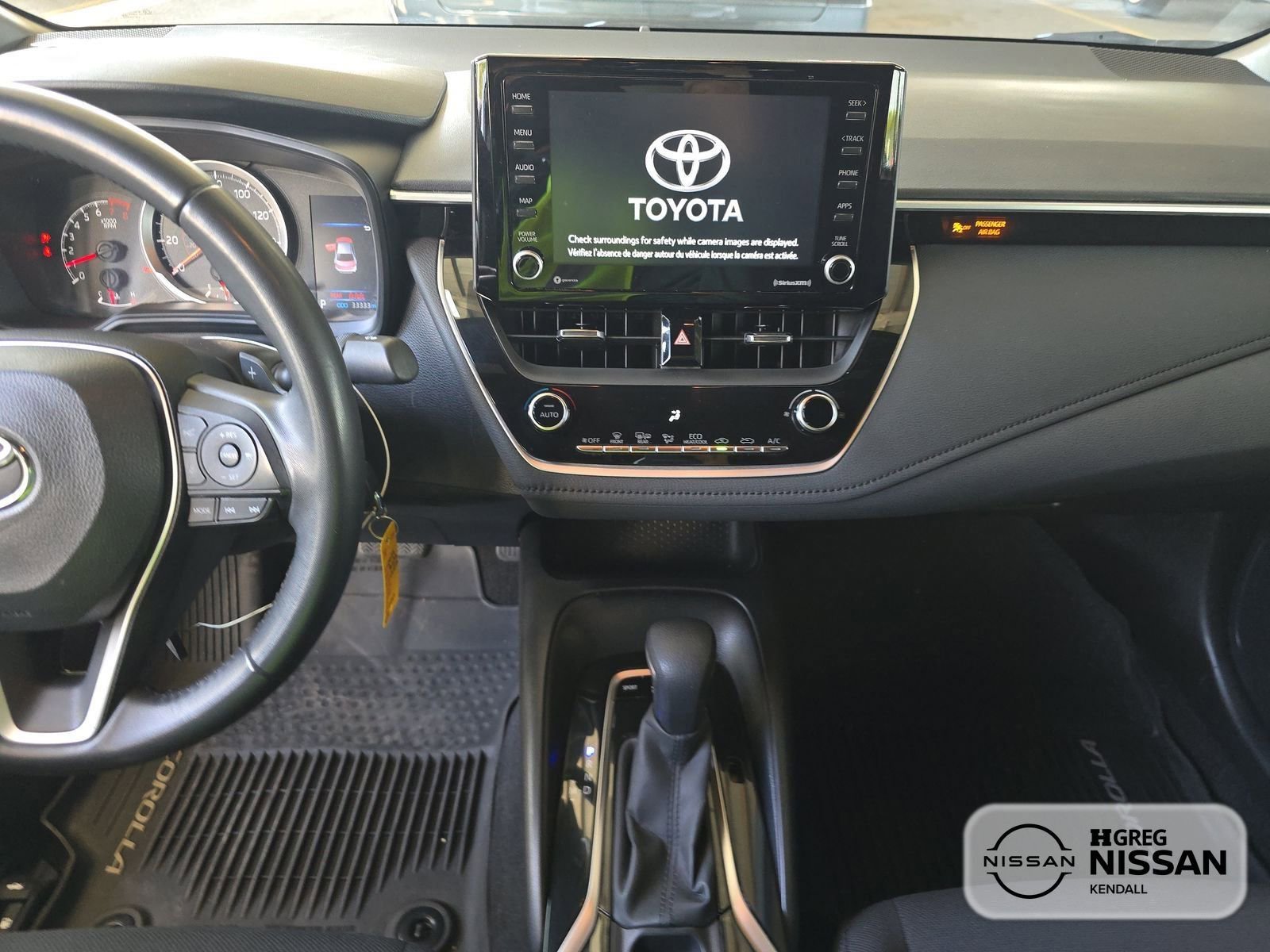 Used 2022 Toyota Corolla SE w/ Carpet Mat Package (TMS) FWD image 8