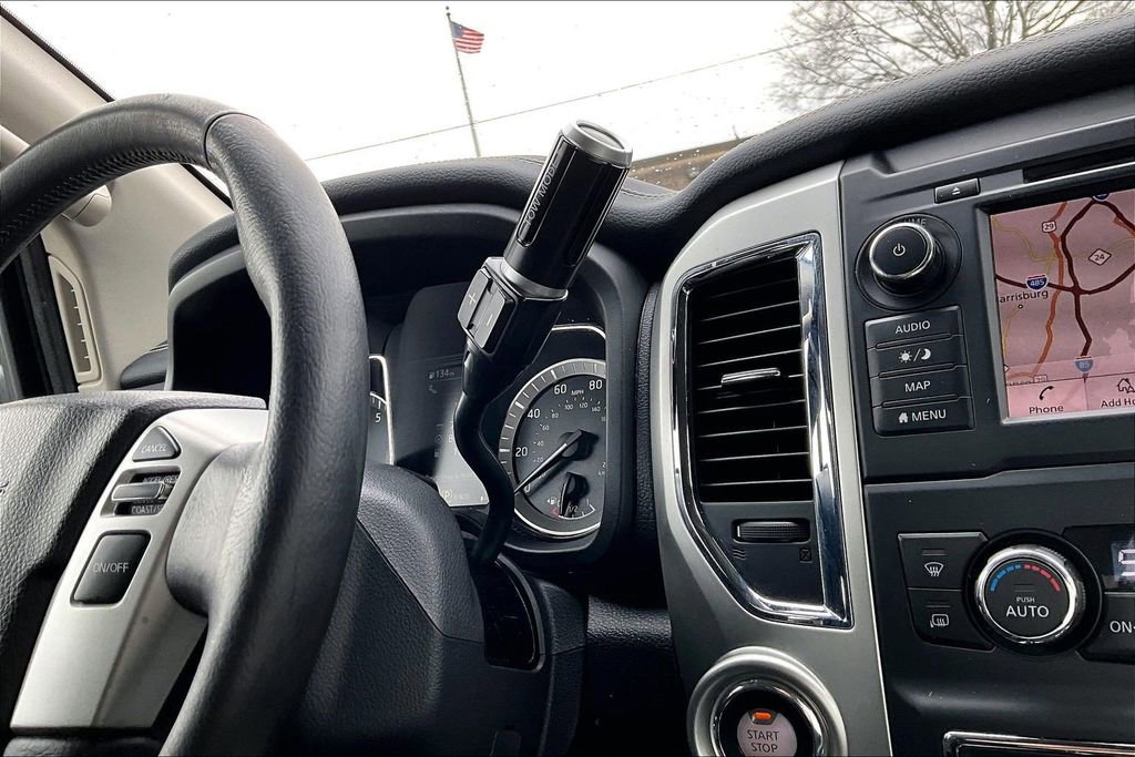 Used 2019 Nissan Titan PRO-4X image 29