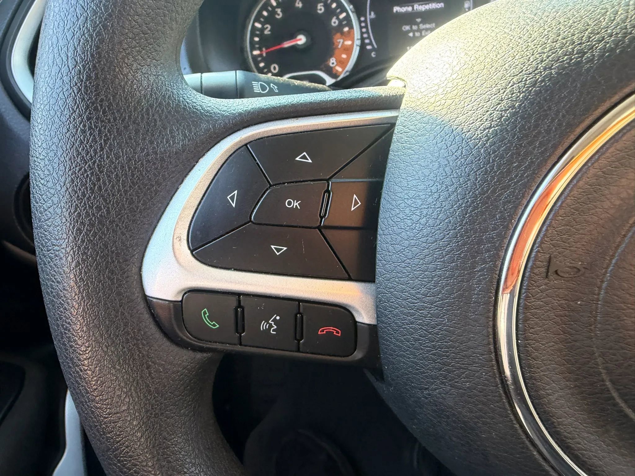 Used 2018 Jeep Renegade Sport w/ Power & Air Group AWD/4WD image 13
