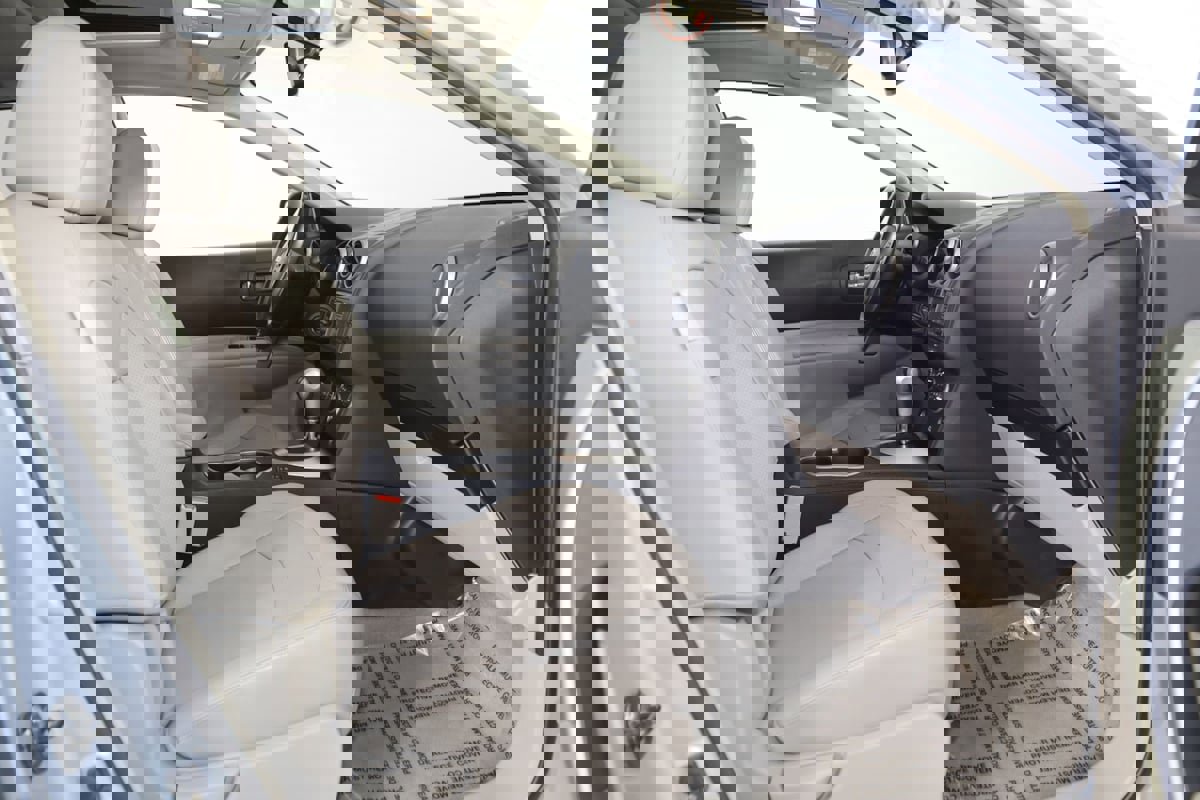 Used 2013 Nissan Rogue SL image 13