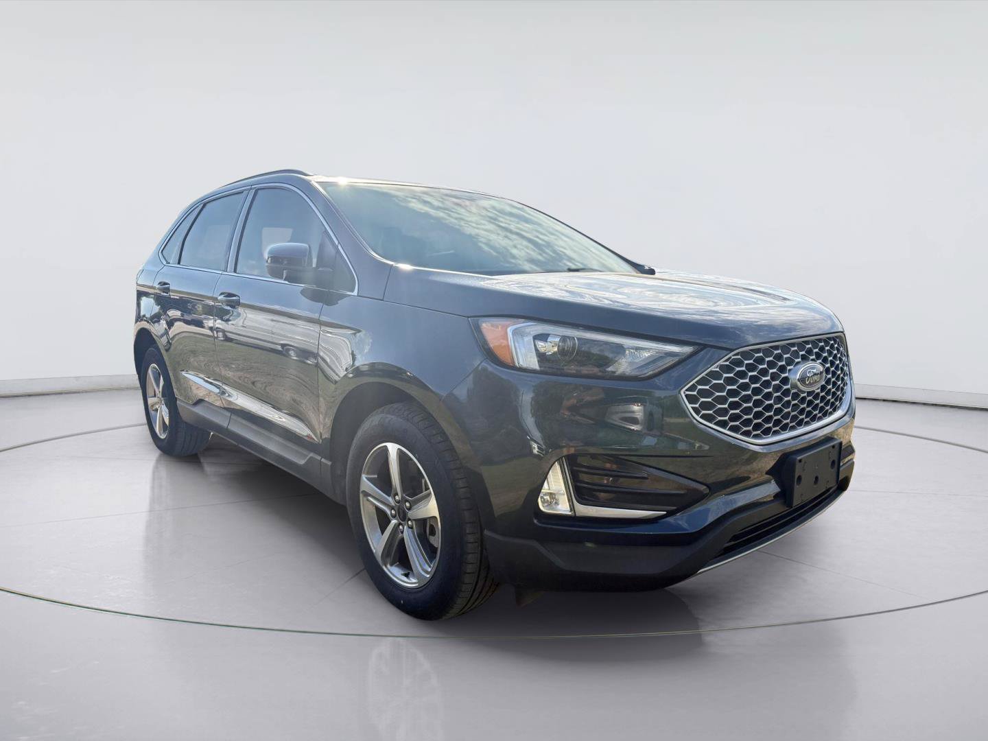 Used 2023 Ford Edge SEL w/ Convenience Package
