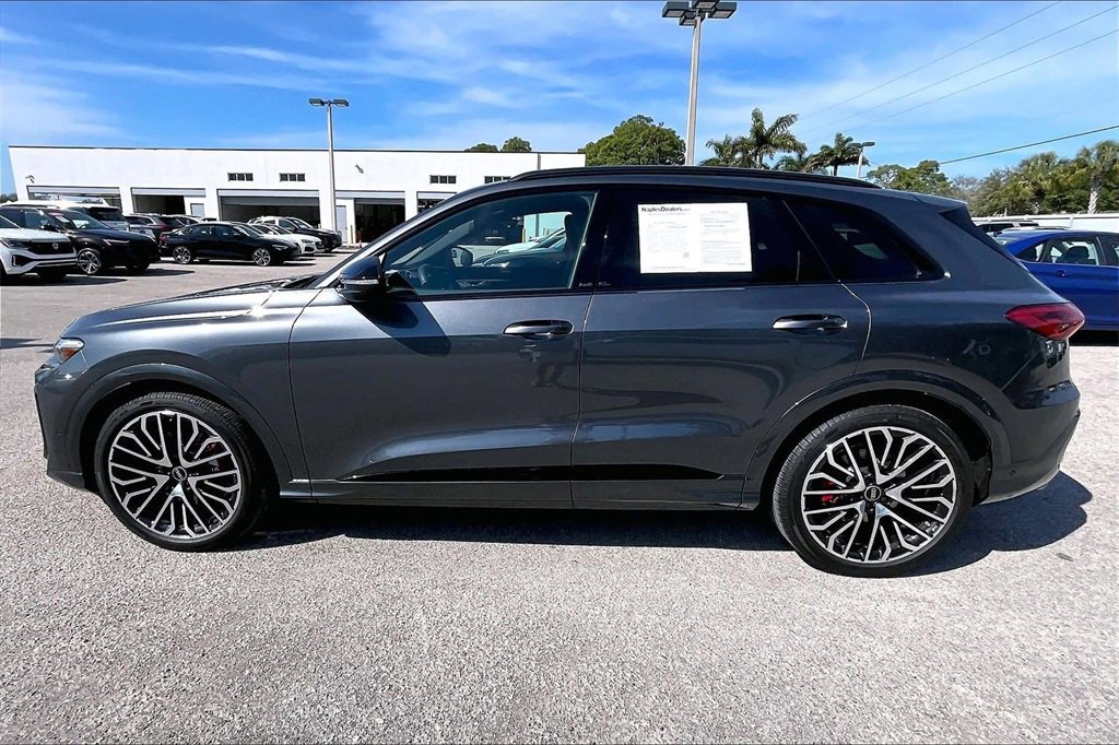 Used 2025 Audi SQ5 Premium Plus image 8