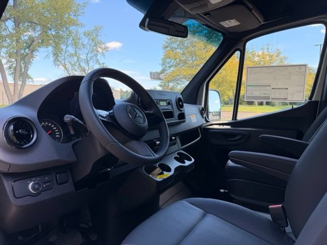 New 2026 Mercedes-Benz Sprinter 2500 image 10