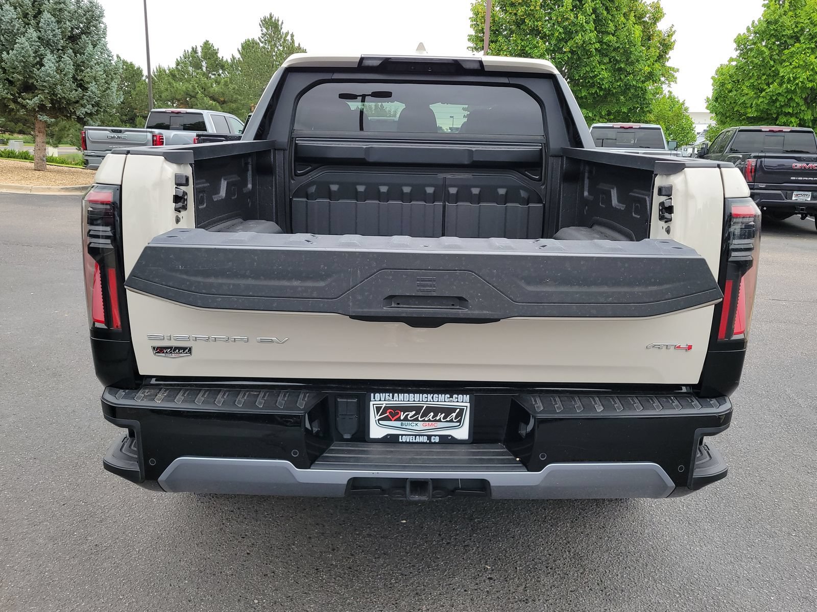 Used 2026 GMC Sierra EV AT4 w/ AT4 Premium Package AWD/4WD image 17
