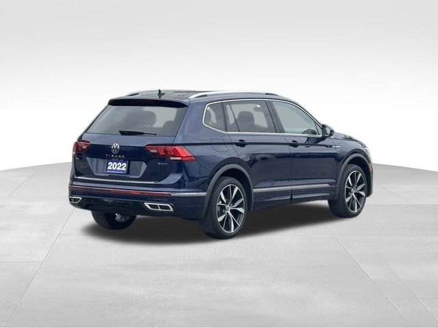 Used 2022 Volkswagen Tiguan SEL R-Line image 4