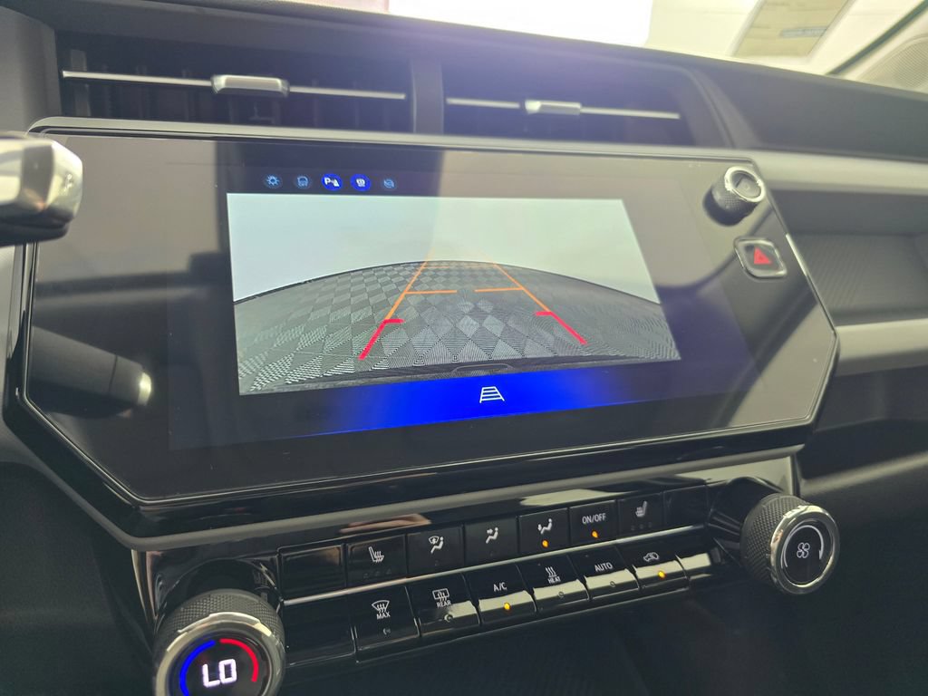 New 2027 Chevrolet Bolt LT w/ Comfort Package FWD image 32