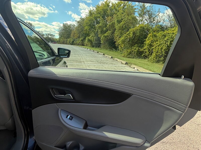 Used 2014 Chevrolet Impala LS FWD image 24