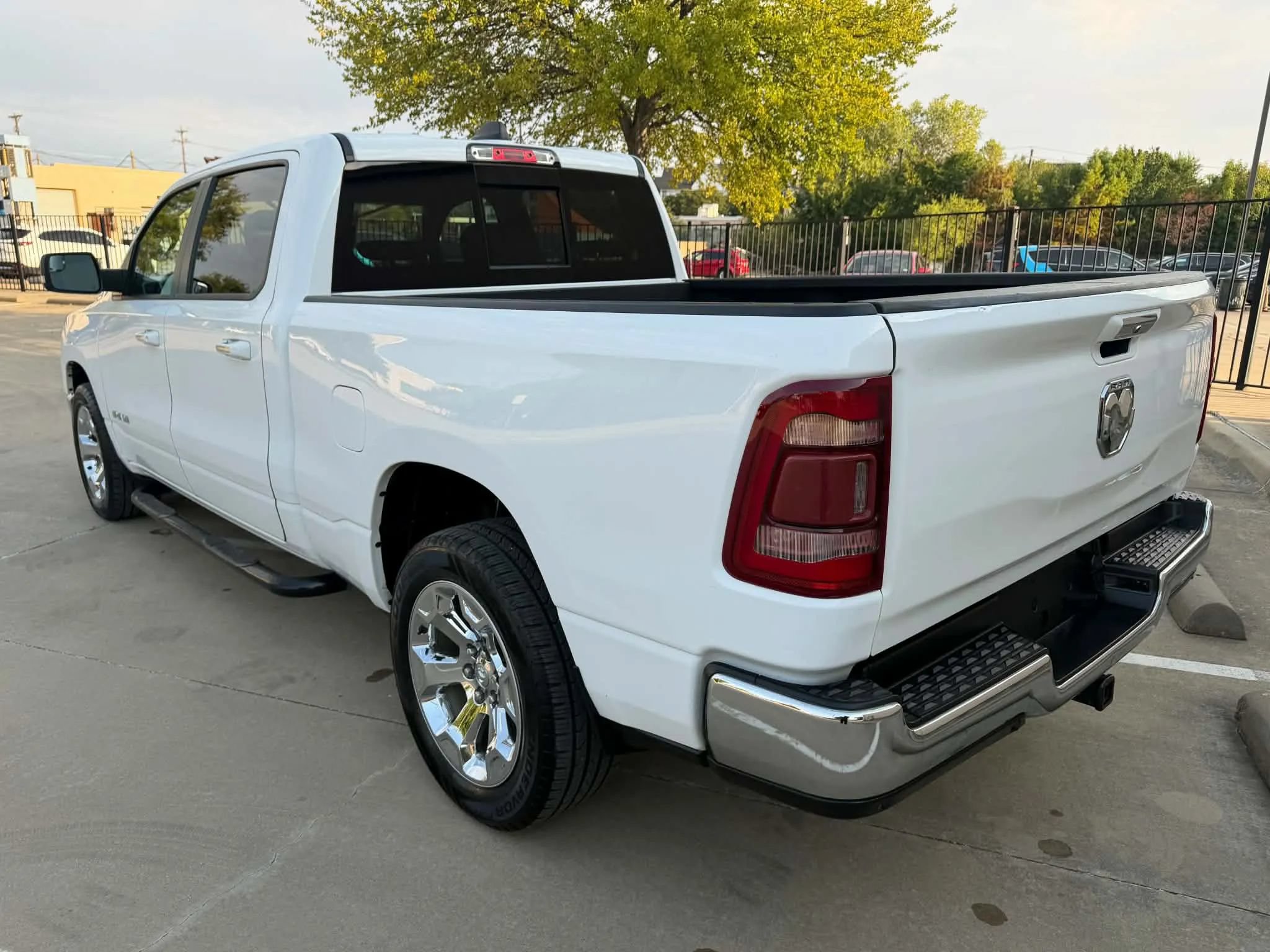 Used 2019 RAM 1500 Big Horn AWD/4WD image 4