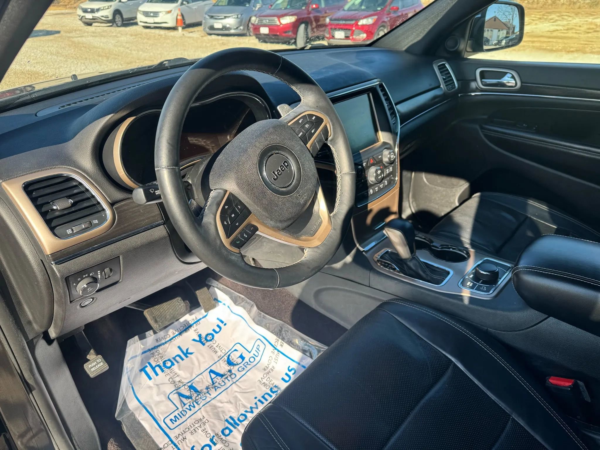 Used 2017 Jeep Grand Cherokee Limited w/ Luxury Group II image 13