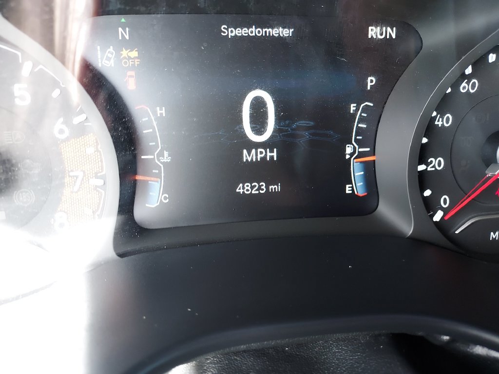 Used 2023 Jeep Compass Trailhawk w/ Sun and Sound Group AWD/4WD image 19