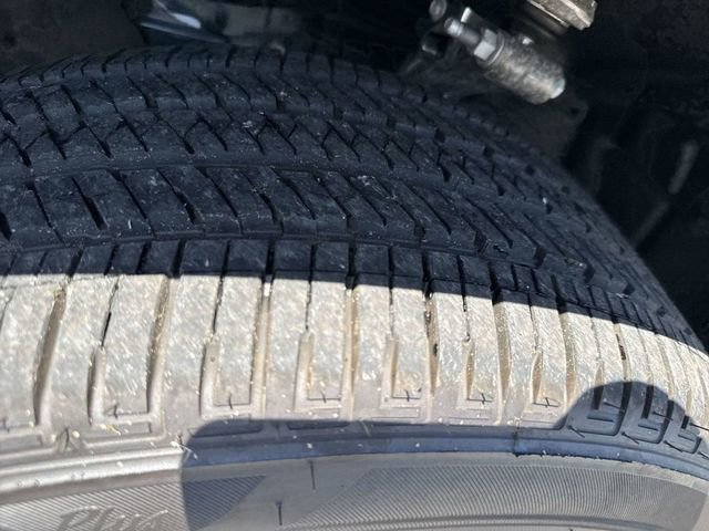 New 2024 Jeep Grand Cherokee Overland w/ Trailer Tow Package image 9