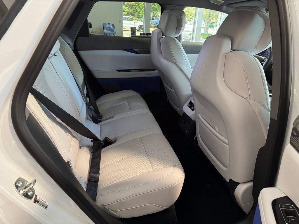 New 2027 Cadillac Optiq Premium Luxury w/ LPO, Floor Liner Package AWD/4WD image 14