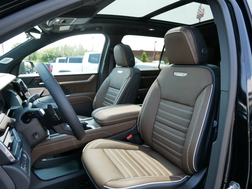 New 2026 GMC Acadia Denali Ultimate w/ LPO, Floor Liner Package AWD/4WD image 5