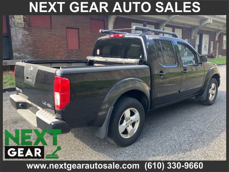 Used 2008 Nissan Frontier LE AWD/4WD image 3